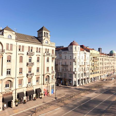 The Bristol Belgrade Hotell Exteriör bild
