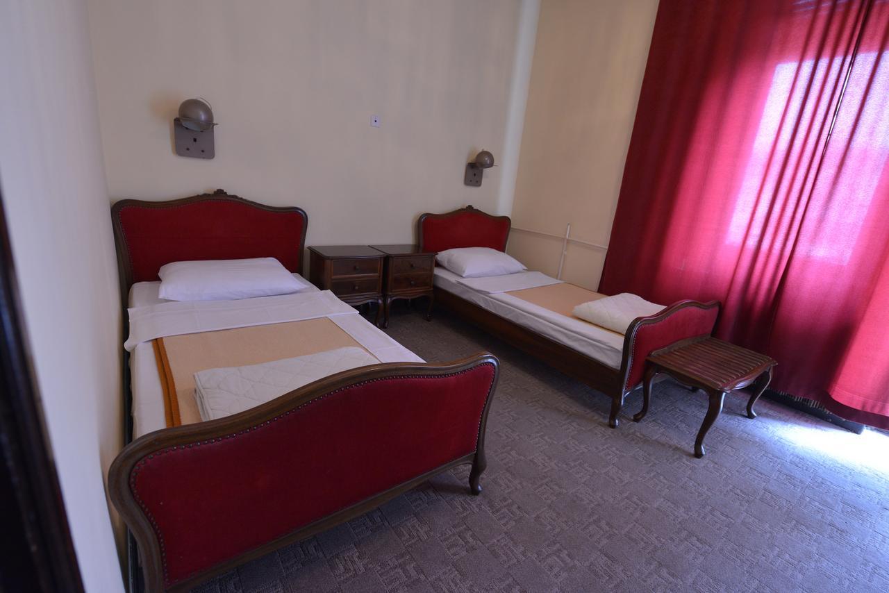 The Bristol Belgrade Hotell Exteriör bild