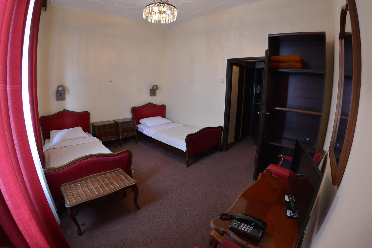 The Bristol Belgrade Hotell Exteriör bild
