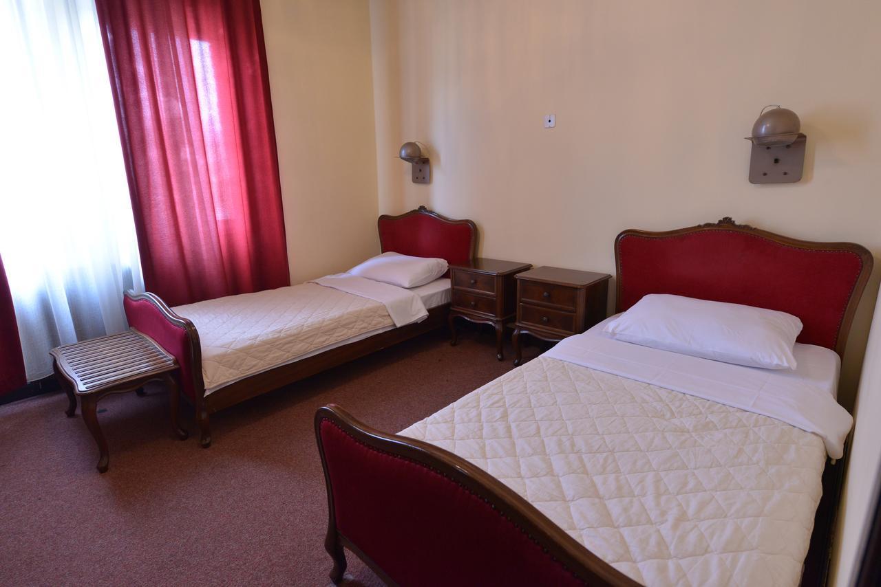 The Bristol Belgrade Hotell Exteriör bild