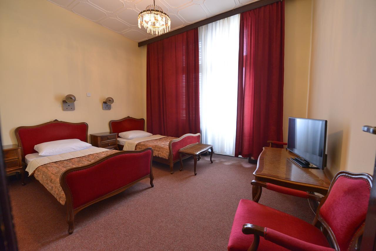 The Bristol Belgrade Hotell Exteriör bild